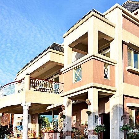 Taichung Xinshe Garden Life Homestay B&B Bagian luar foto