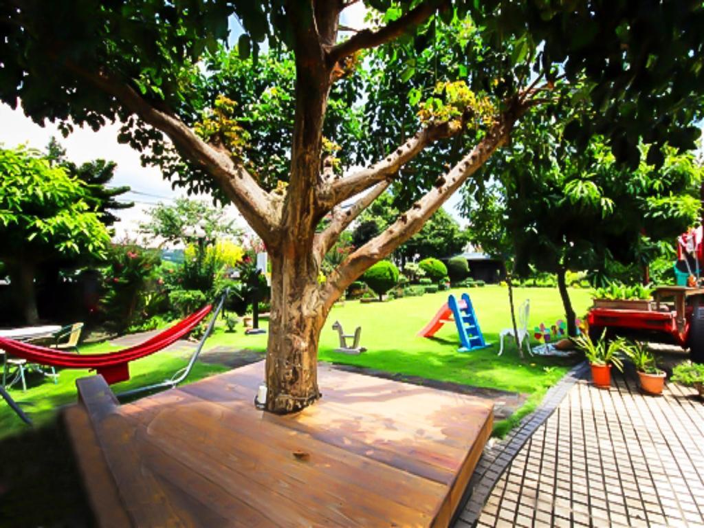 Taichung Xinshe Garden Life Homestay B&B Bagian luar foto