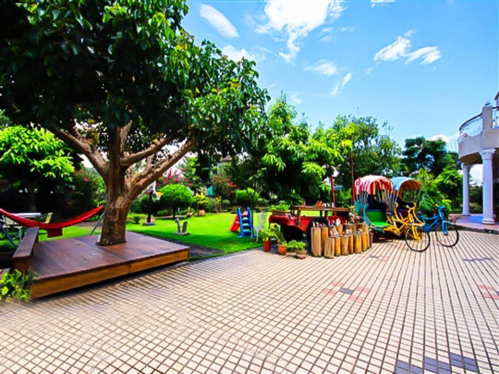 Taichung Xinshe Garden Life Homestay B&B Bagian luar foto