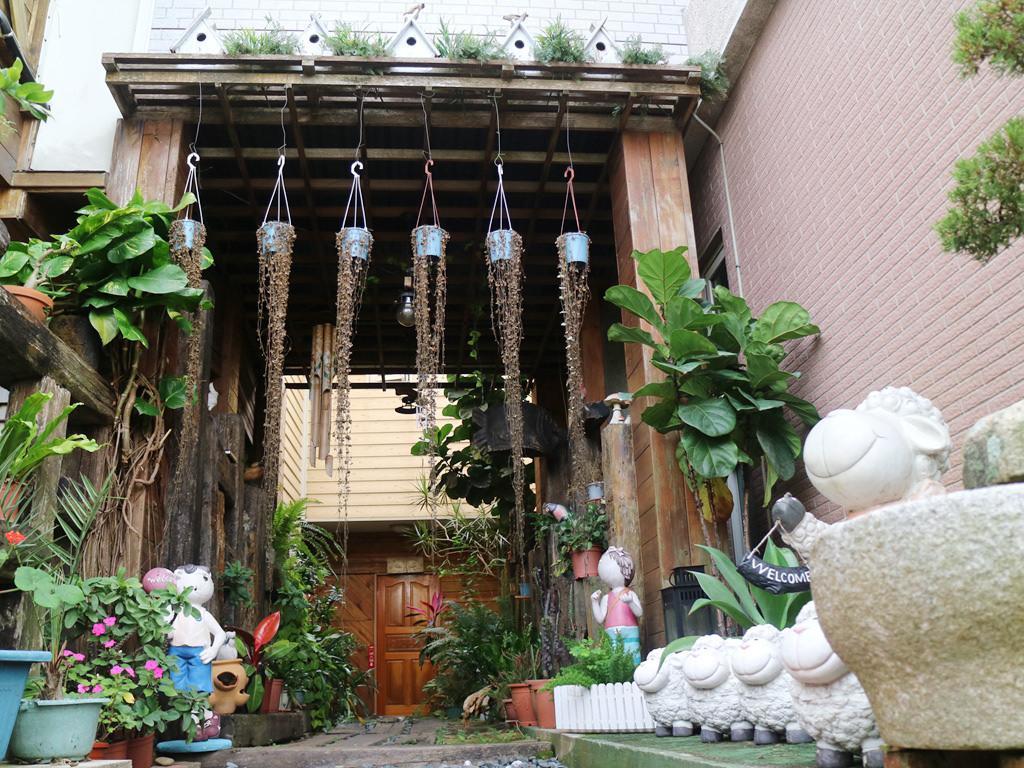 Taichung Xinshe Garden Life Homestay B&B Bagian luar foto