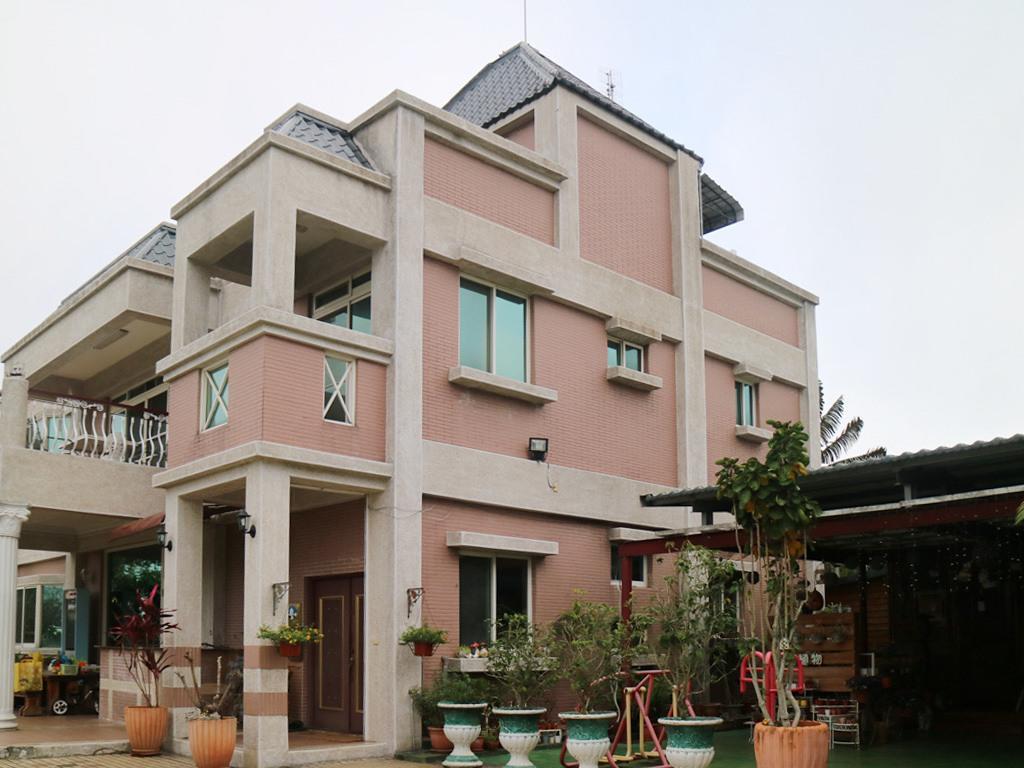 Taichung Xinshe Garden Life Homestay B&B Bagian luar foto
